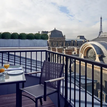 Grand Du Palais Royal Hotel