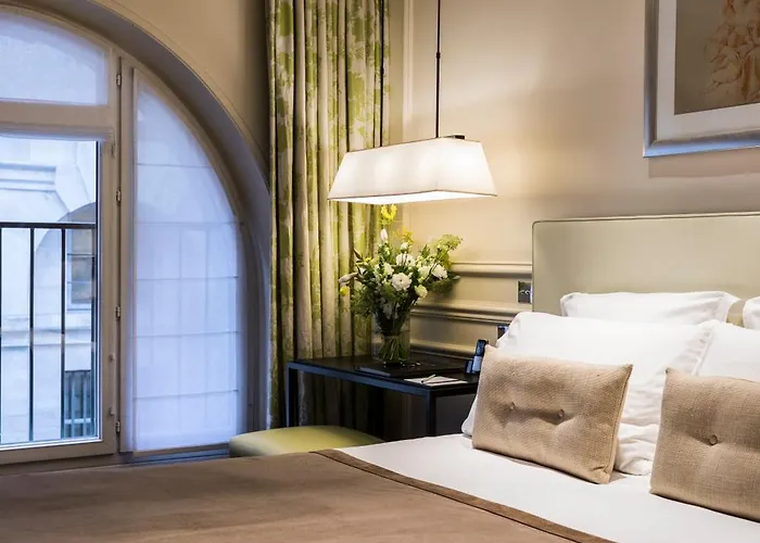 Hotel Grand Du Palais Royal Parigi