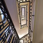 Grand Du Palais Royal Hotel