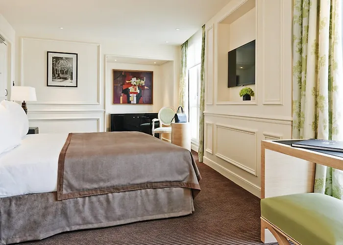 Hotel Grand Du Palais Royal