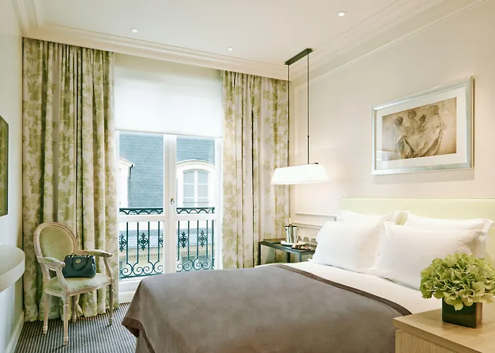 Grand Du Palais Royal Otel