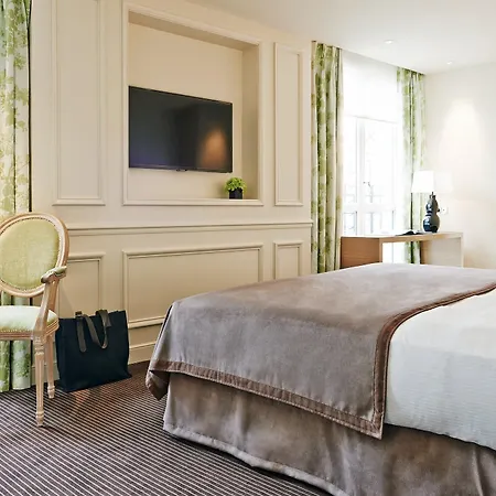 Hotel Grand Du Palais Royal Paris