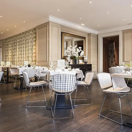 Grand Du Palais Royal Hotell