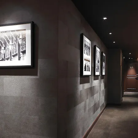 Hotel Grand Du Palais Royal París