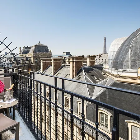 Hotel Grand Du Palais Royal