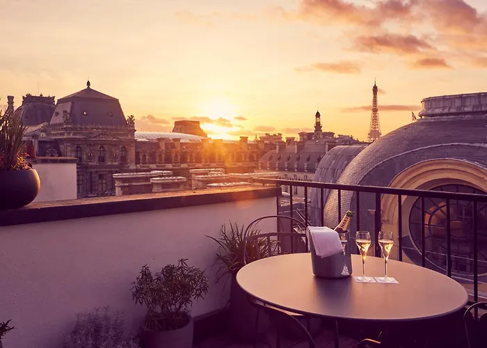 Grand Du Palais Royal מלון