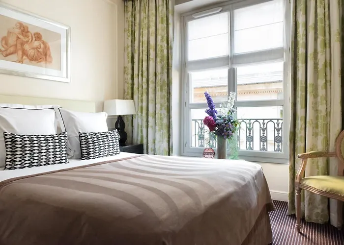 מלון Grand Du Palais Royal פריז