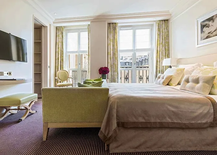 Grand Du Palais Royal 5*