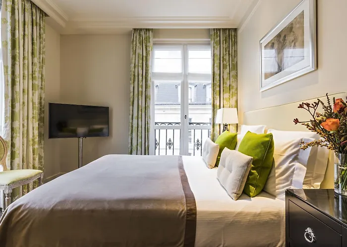 그랜드 뒤 팔레 로열 5* 파리