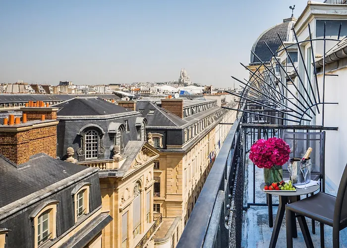 מלון Grand Du Palais Royal פריז