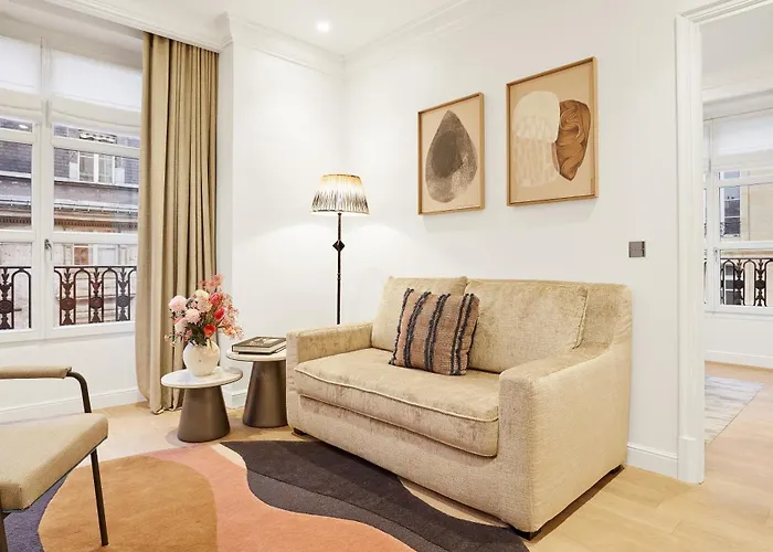 Grand Du Palais Royal 5*