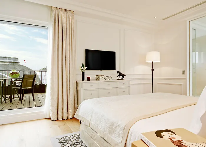 Grand Du Palais Royal פריז