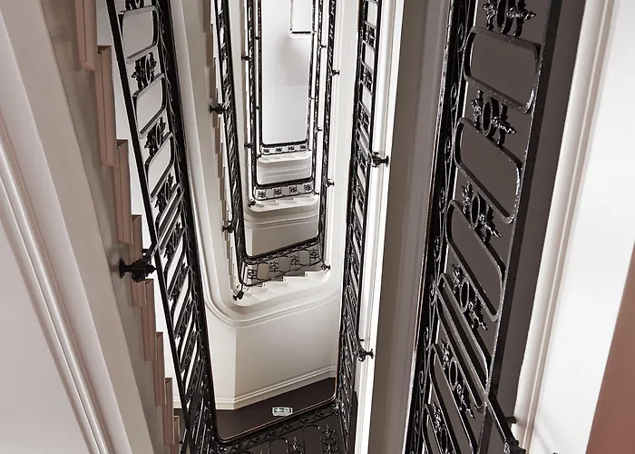 מלון Grand Du Palais Royal פריז