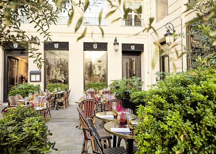 מלון Grand Du Palais Royal פריז