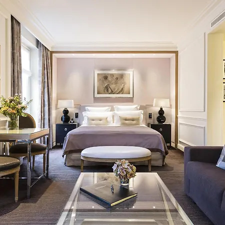 Grand Du Palais Royal 5*